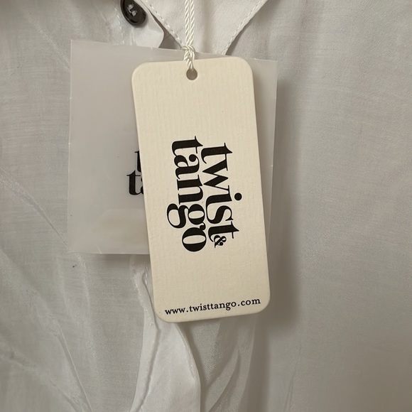 NWT Twist & Tango white button-up shirt - Picture 2 of 4